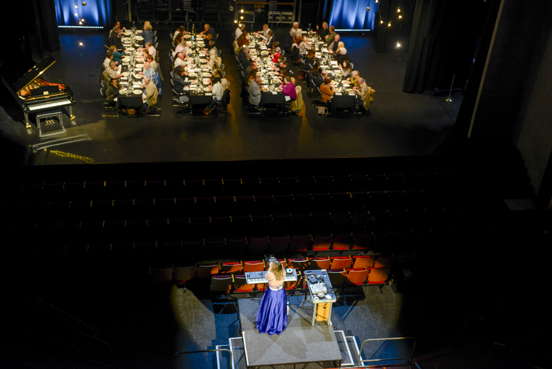Shoalhaven Entertainment Centre - Behind the Curtain